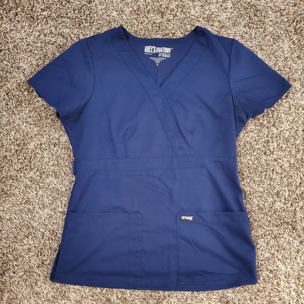 Scrub top